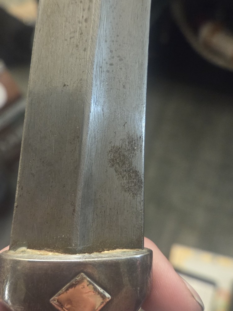 Silver Metal Collectible Dagger Single Edge with Sheath