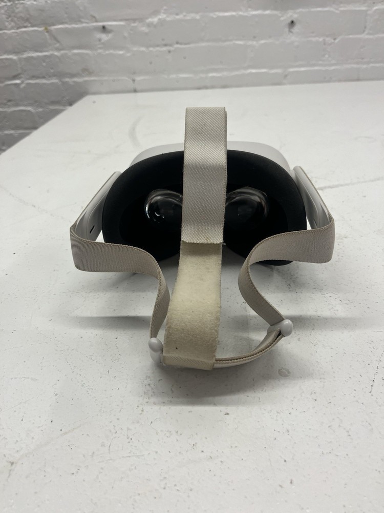 Oculus Meta Quest 2 Virtual Reality Headset Headset Only