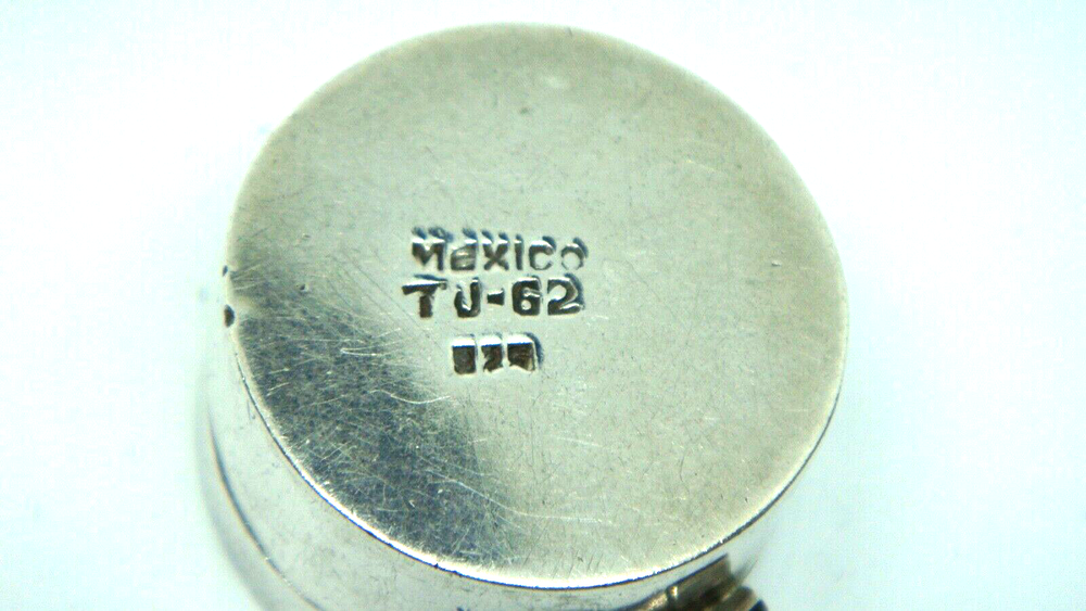 VINTAGE MEXICAN STERLING SILVER ROUND PILL BOX 21.5 GRAMS