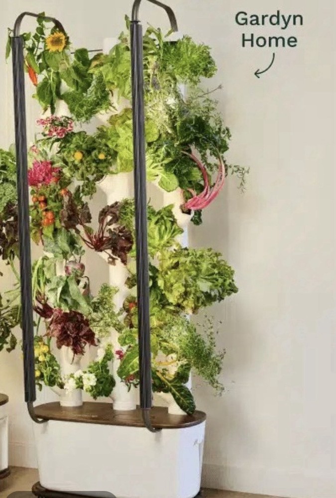 GARDYN 3.0 SMART HYDROPONIC SYSTEM *USED*