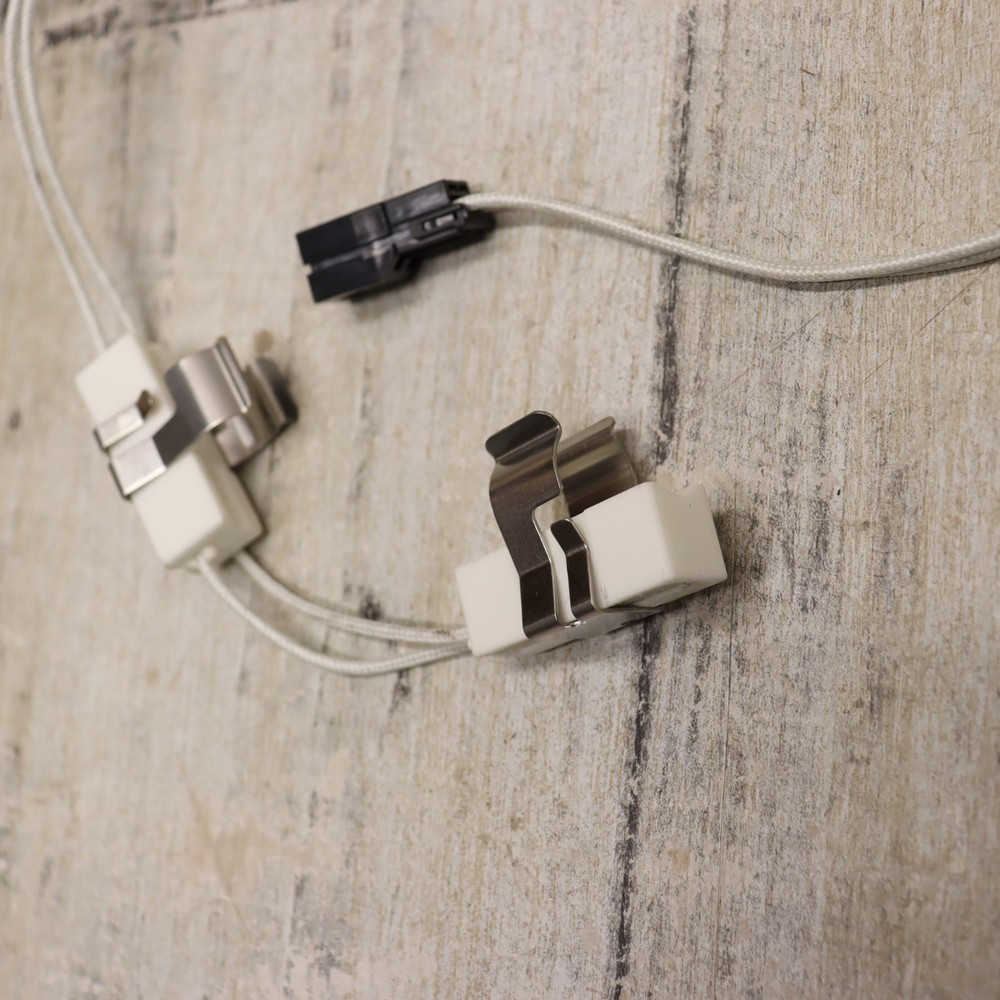 Rinnai 105000306 Anti-Frost Heaters With Clips & Plug For V53De, Genuine OEM