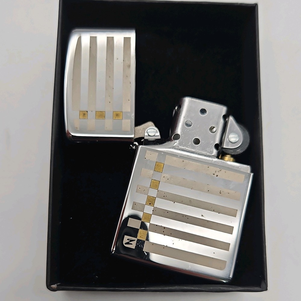 Zippo Lighter - Jewelry-Style Design