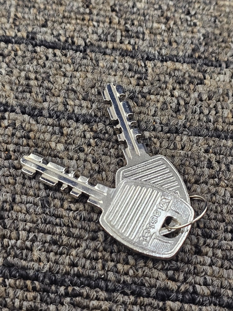 (QTY 2) Master Lock 500KA: Warded Laminated Padlocks Key 203