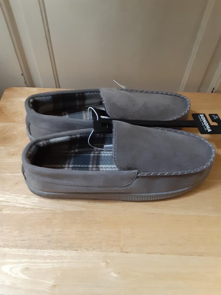 Sonoma Men's Slippers Size Medium ( 8-9) NEW WITH TAGS