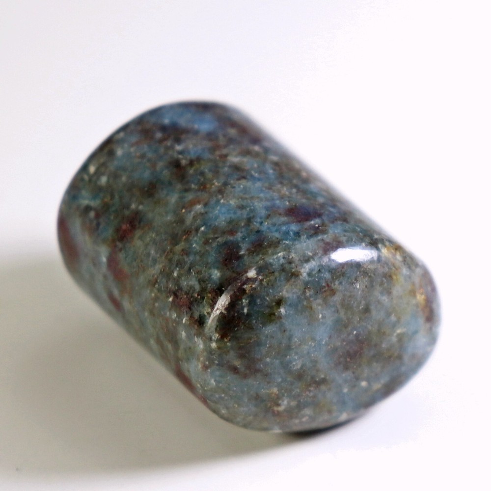 Tumbled Stone: Ruby and Kyanite from India (RUB22)