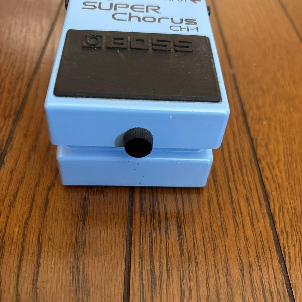 BOSS Super Chorus CH-1 Guitar Effect Pedal