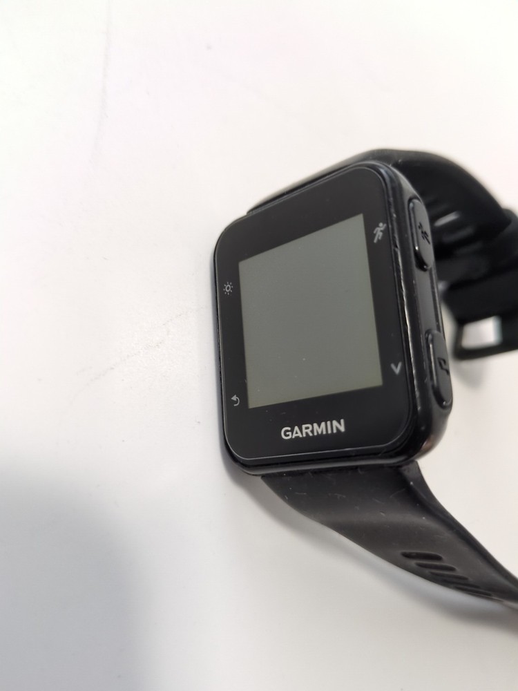 Garmin Forerunner 35 GPS Running Watch Black Used Needs Battery.