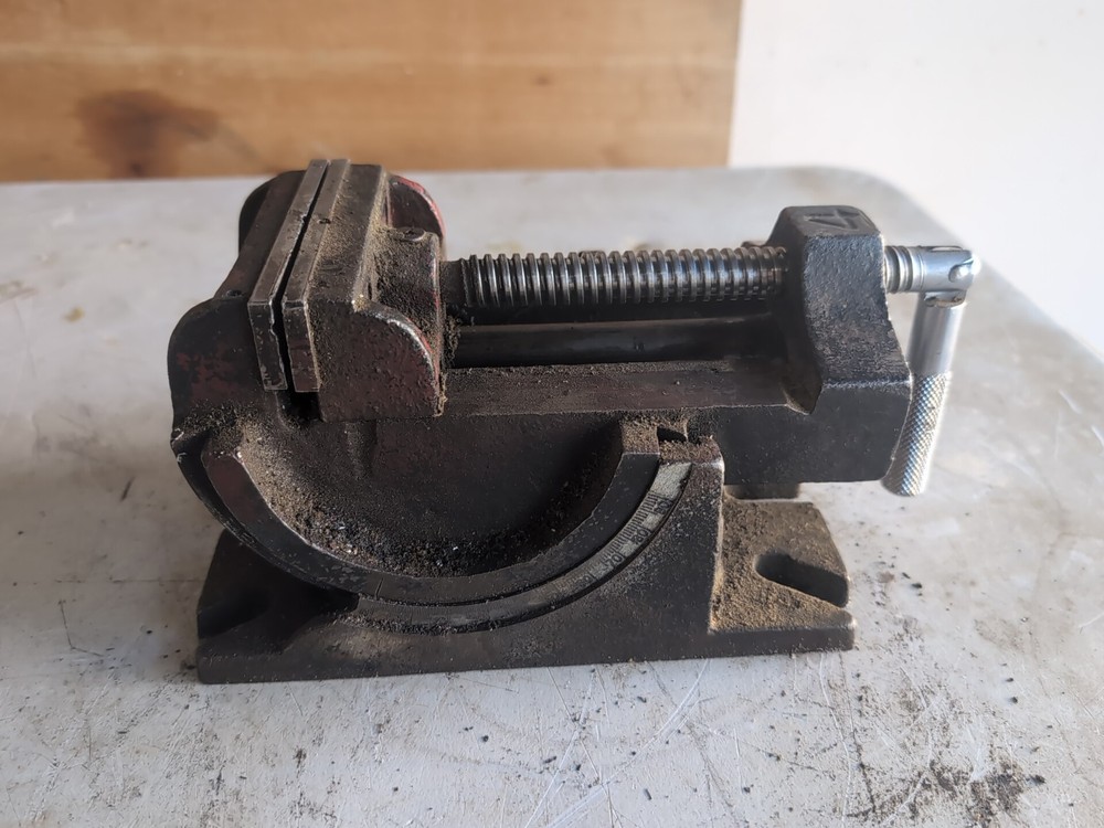 Vintage Tilting Vise Tilting Universal Base 4"