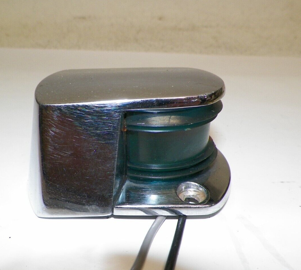 Vintage Marine Bow Light Red/Green