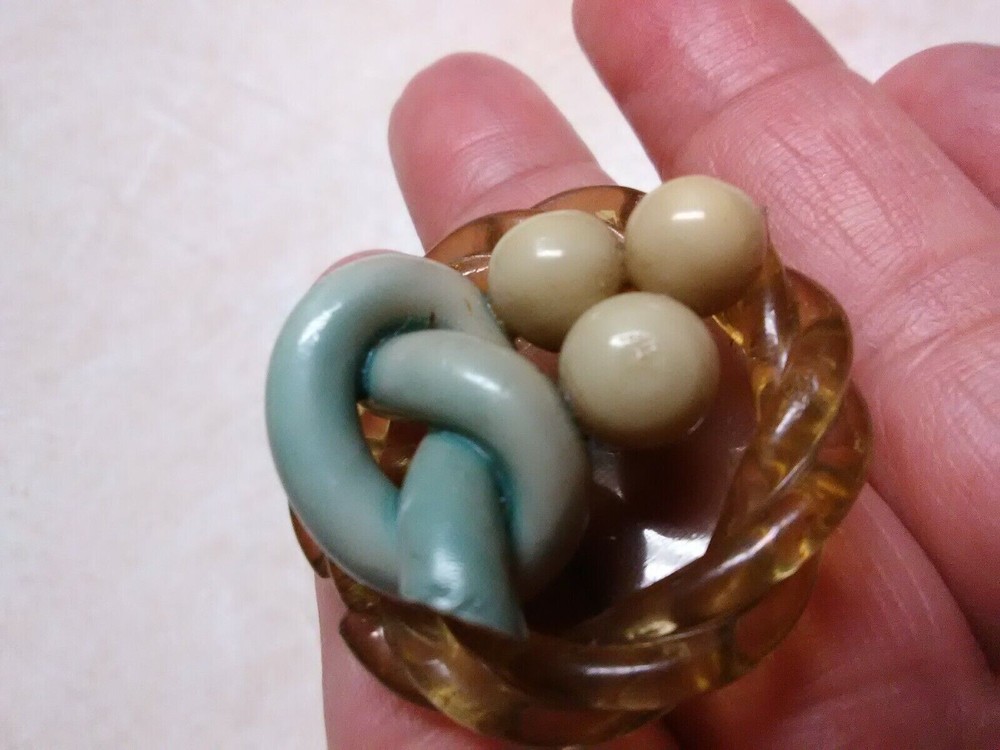 Vintage shank style button twisted plastic grapes ???