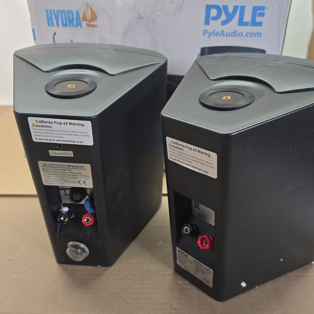 Pyle Waterproof Wall Mount Speaker System - 5.25 Inch Active + Passive Pair