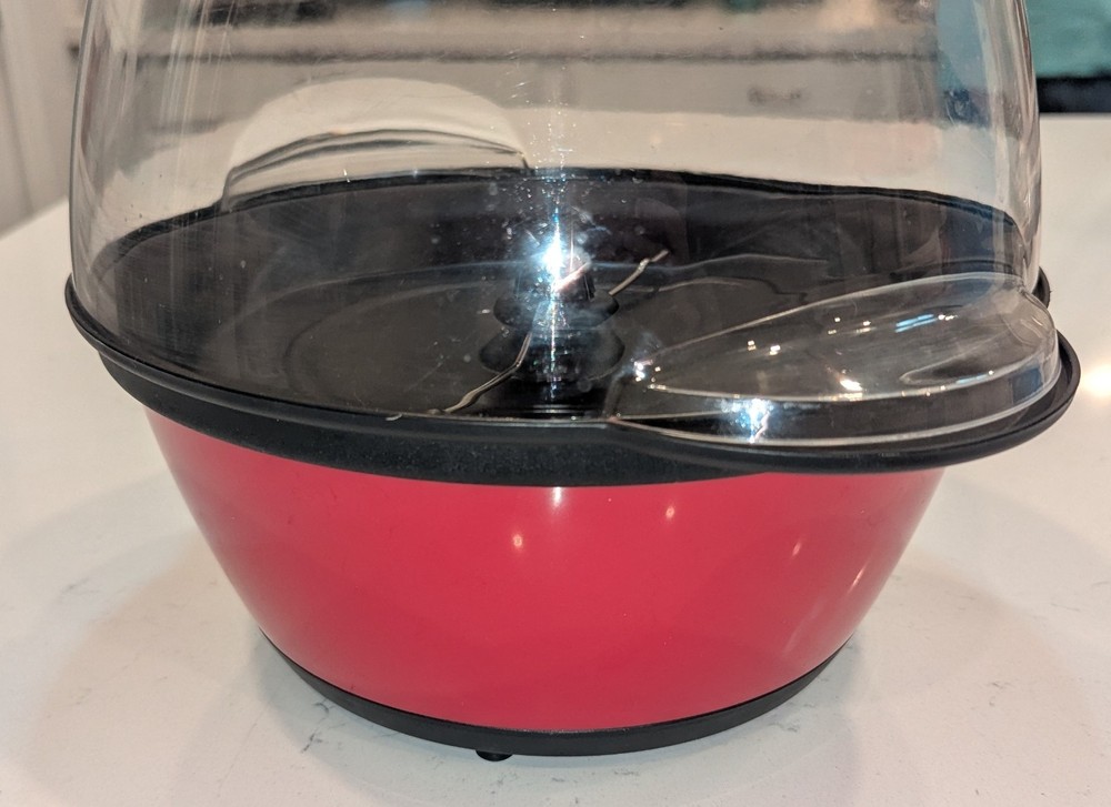 West Bend Stir Crazy 6Qt Popcorn Maker Model 87202 Red - T