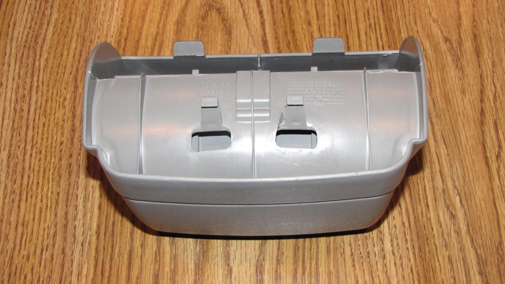BUICK LESABRE FRONT CUP HOLDER HOLDER GREY 2000-2005 OEM