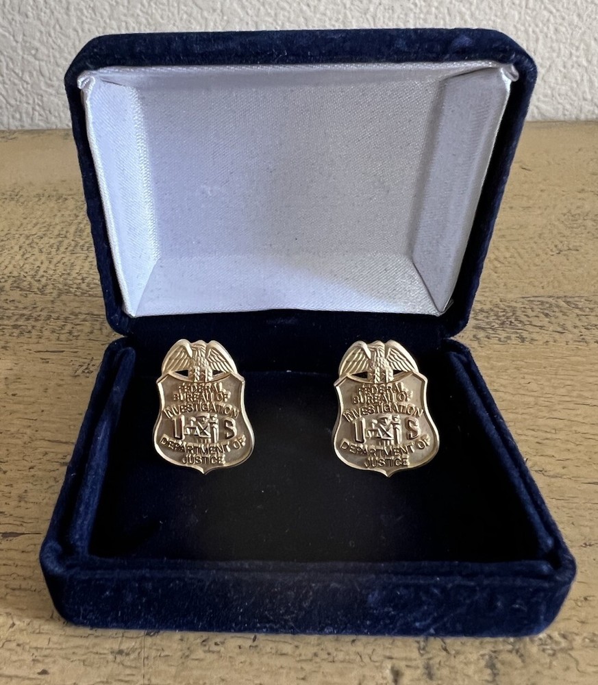 FBI DOJ Cufflinks Shield Gold Toned In Case