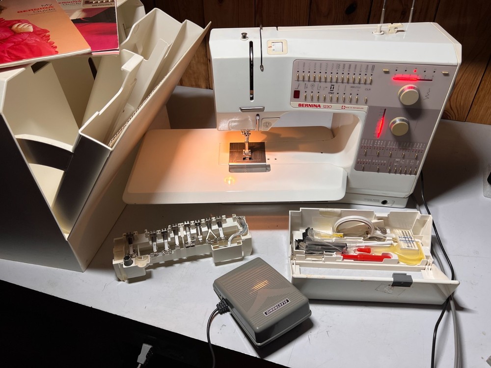 Bernina 1230 Sewing Machine