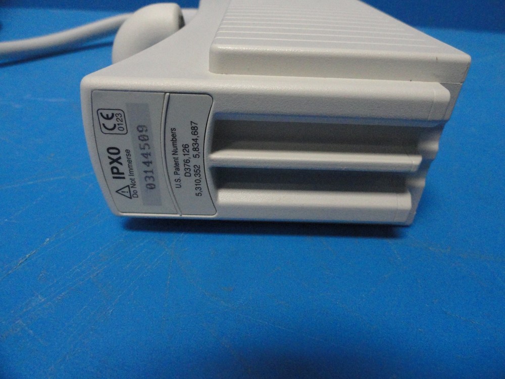 Siemens Acuson 4V2 Vector Array Ultrasound Transducer/Probe W/ Case ~ 8592