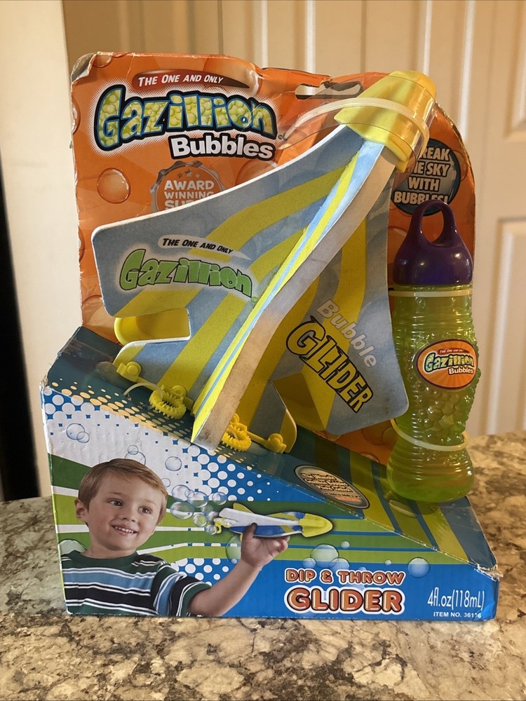 FunRise Gazillion Bubbles Dip & Throw Bubble Glider Plane New With Solution