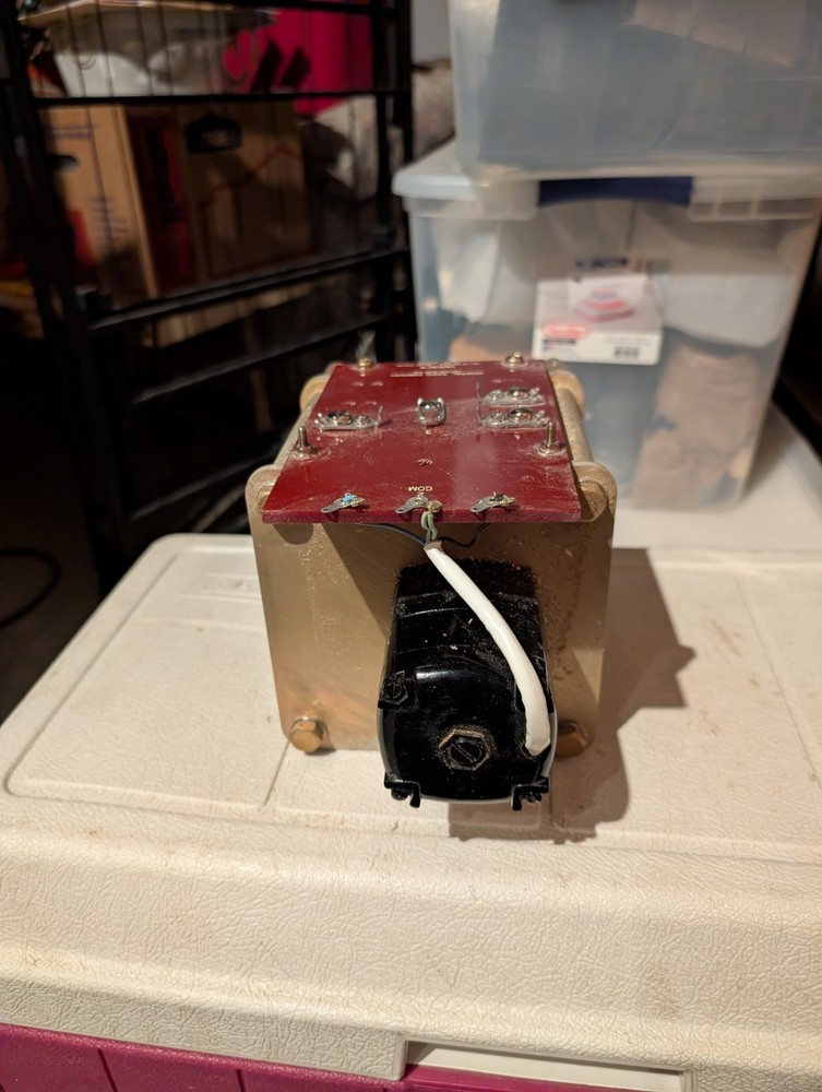 Adjust-A-Volt Variac - General Radio Type 10 amp