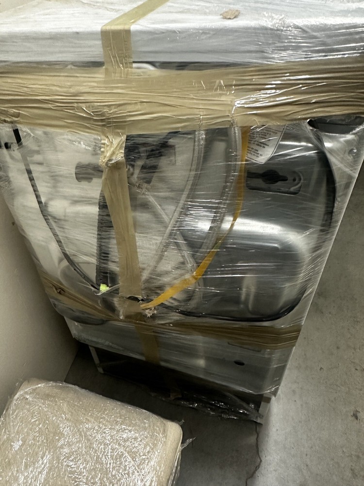 Whirlpool washer and dryer set