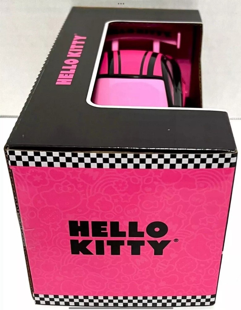 💞💕Sanrio Hello Kitty Remote Control Racing Car With Wheel Controller 💕💞