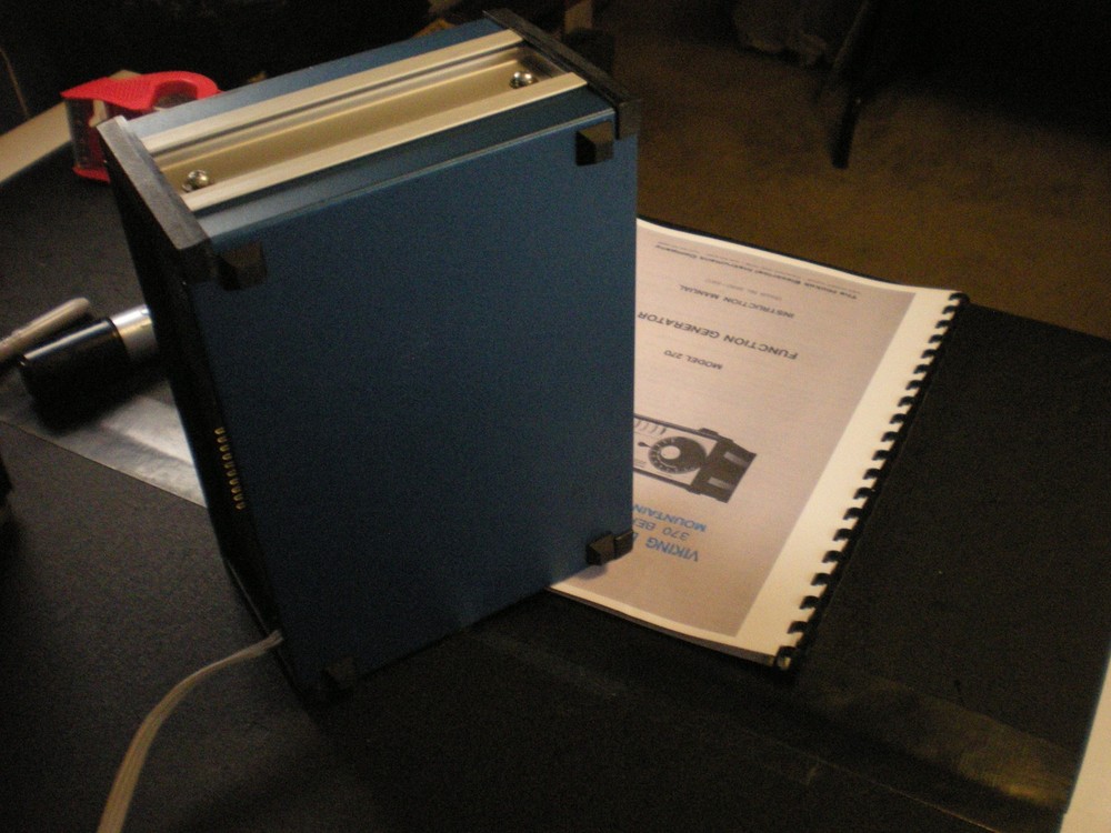 HICKOK 270 Function Generator, Tested with Oscilloscope, Vintage, (DESCRIPTION)