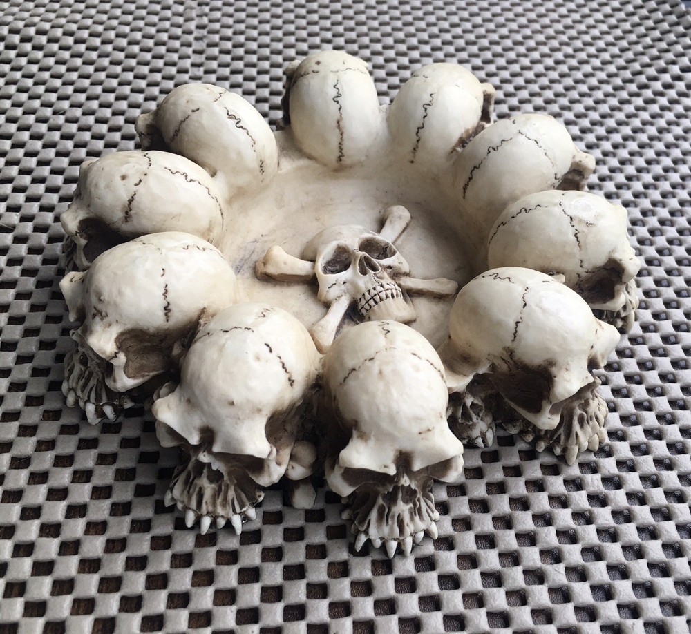 Vintage Skull Heads Ashtray Signed Original 2002 Summit Collection