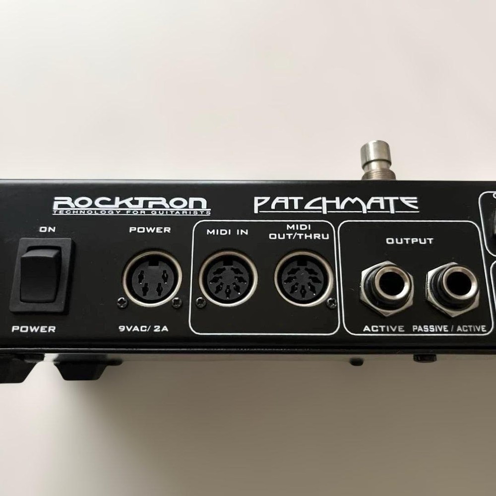 ROCKTRON PatchMate Loop8 Floor 8 Loop Switcher