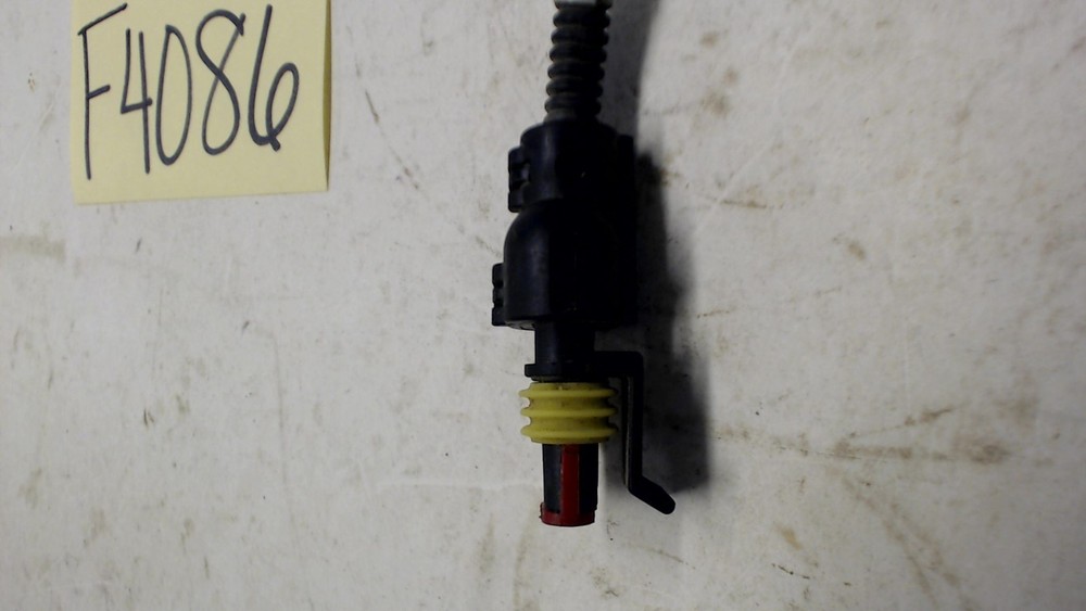 04213069 Fuel Shut-Off Adapter Cable