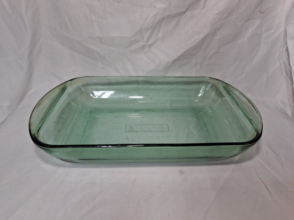 Vintage Anchor Hocking Green 3 Quart 9X13 Rectangular Casserole Baking Dish