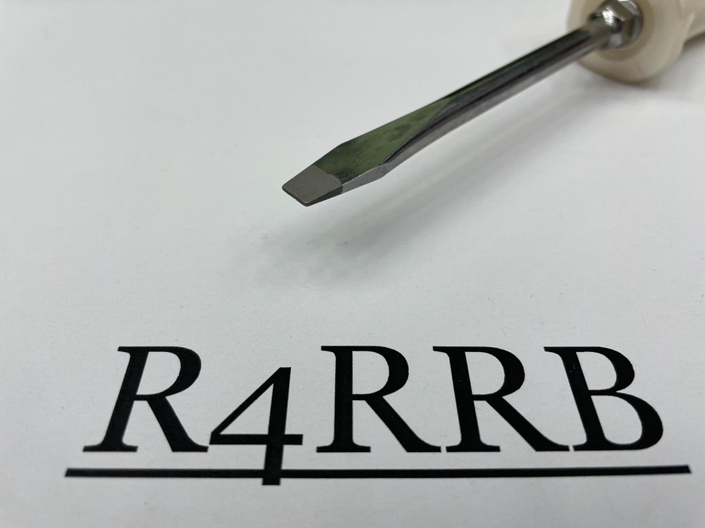 Snap-on Tools NEW 2pc PEARL WHITE Hard Handle Flat Phillips Head Screwdriver Set