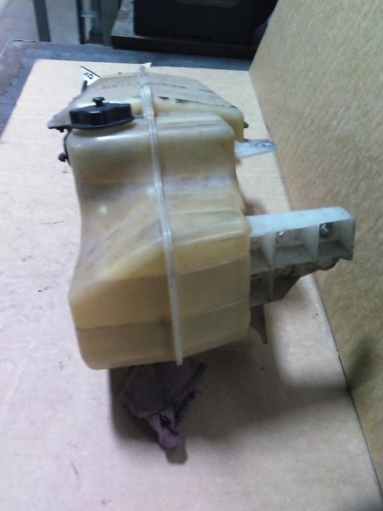 For 2013 VOLVO VNL RADIATOR OVERFLOW TANK , IL