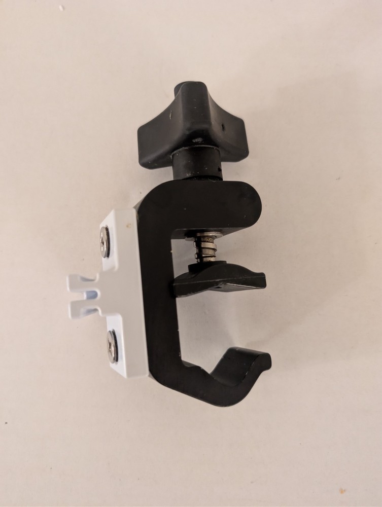 Baxter Sigma Spectrum IV Pump pole clamp