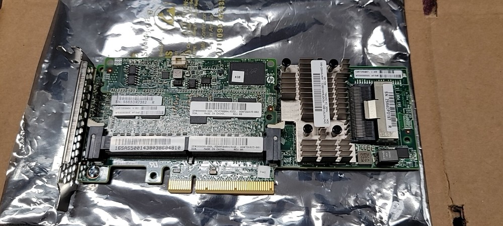 HP 749797-001 Smart Array P440 12GB SAS RAID Controller Card w/ 4GB FBWC