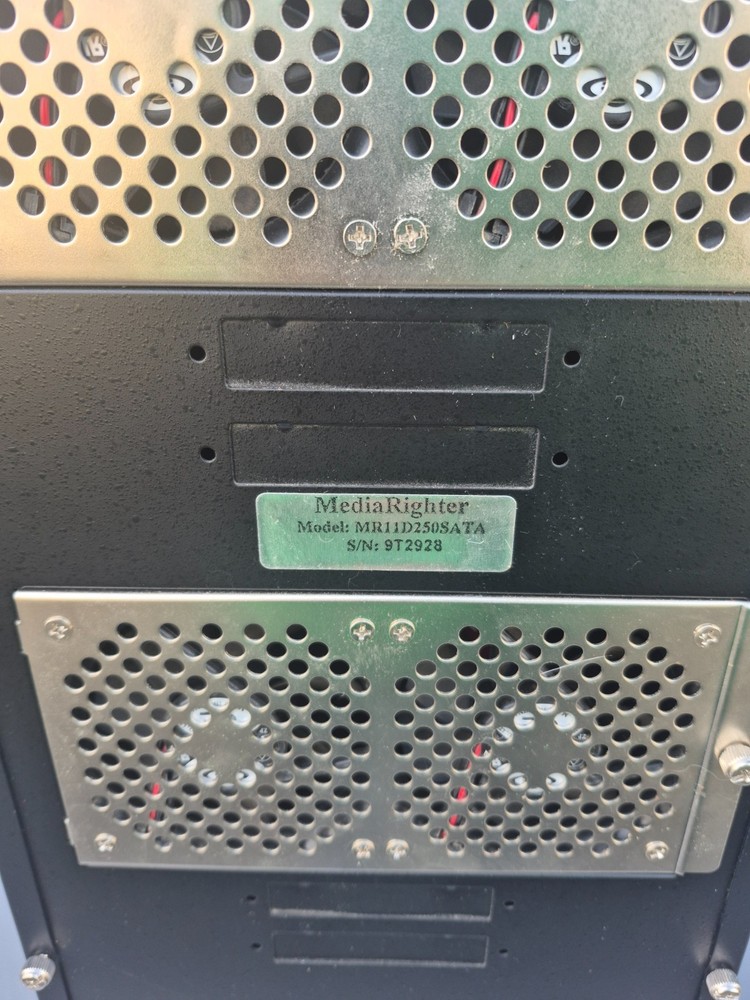 MediaRighter Media Righter Technology Copy Writer 1:10 10 Disc CD/DVD Duplicator