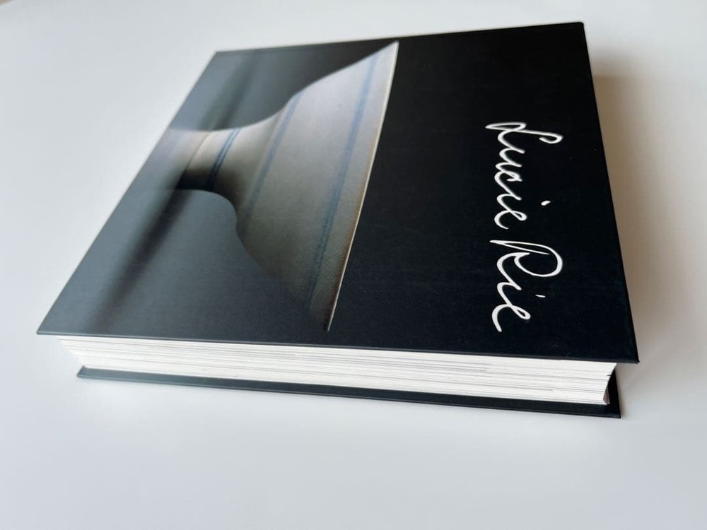 Exhibition Catalog Lucy Lee 2010