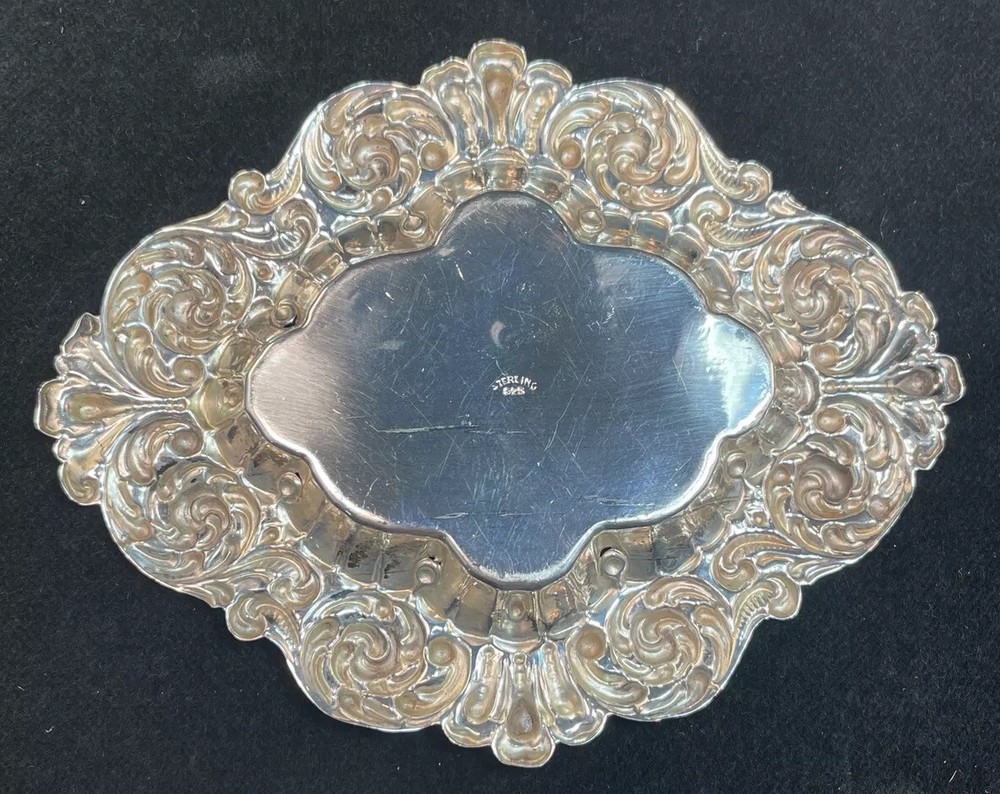 Repousse Sterling Silver Pin Tray No Monogram American Victorian