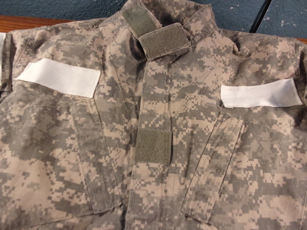 SPECIAL FORCES SELECTION UNIFORM W/ WHITE STUDENT ROSTER TAG ACU JACKET MEDIUM