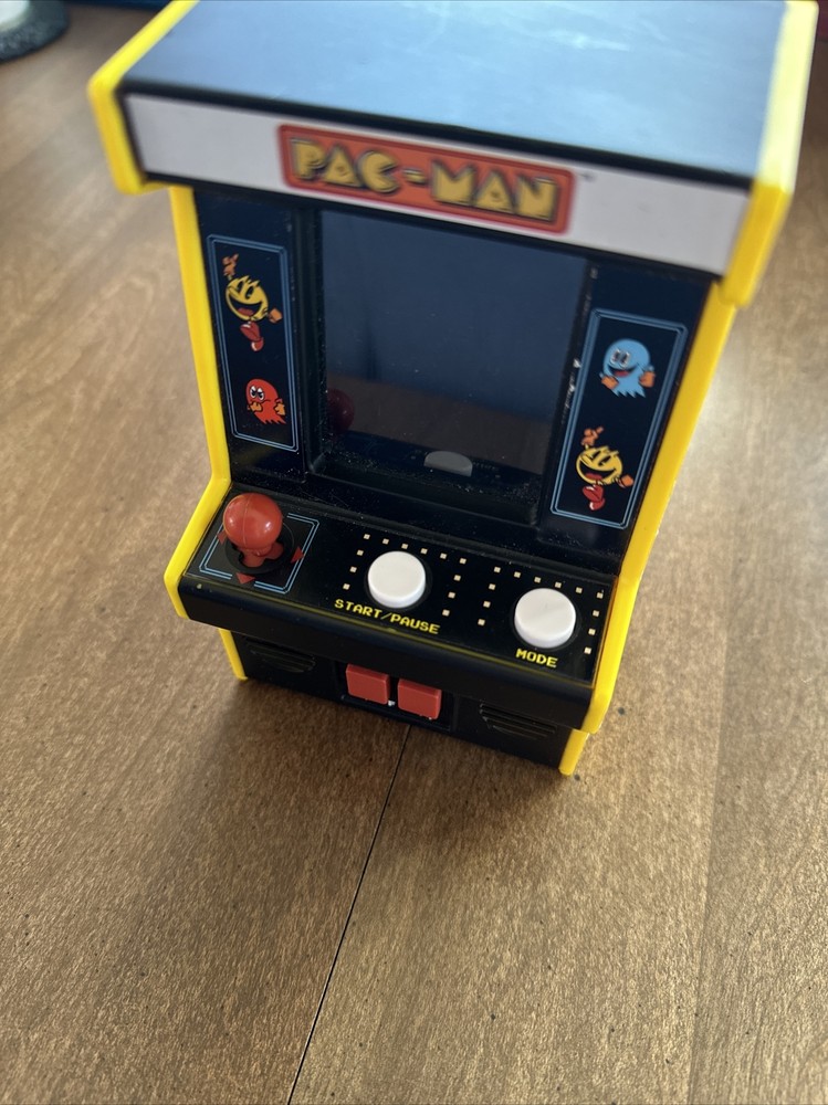 Pac-Man Retro Mini Arcade Machine 2015 Bandai Namco Basic Fun - Tested & Working