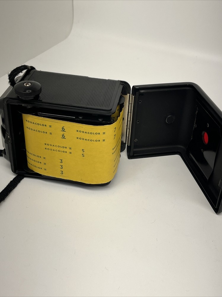 Vintage Argus Argoflex Seventy-five Camera Flash & Leather Case Untested