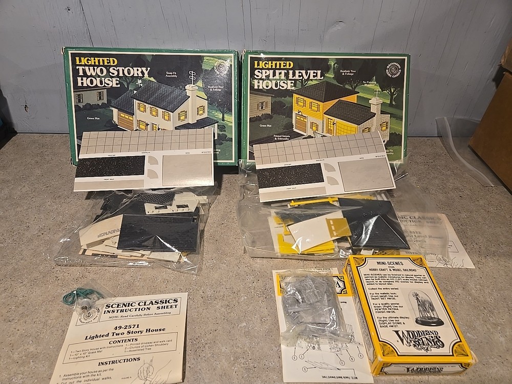 Ho Train Lighted House (Please Read Description)