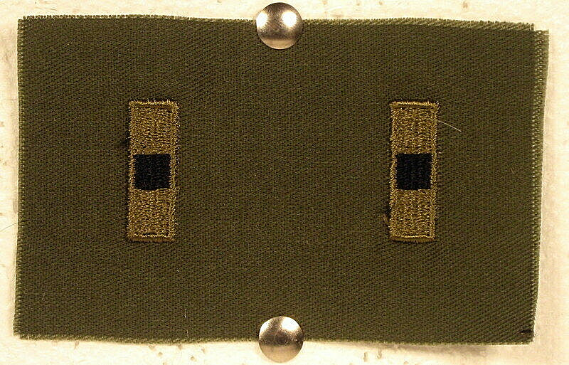 US Army Warrant Office One WO-1 Olive Drab Fatigue Cloth Collar Rank Insignia