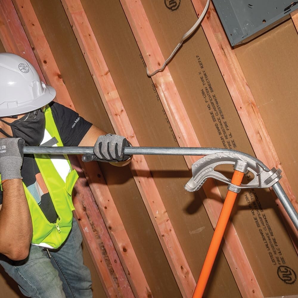 Precision Aluminum Conduit Bender with Interior Hook Surface for Stability