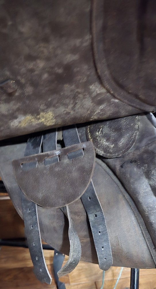 Leather English Saddle 18" Brown