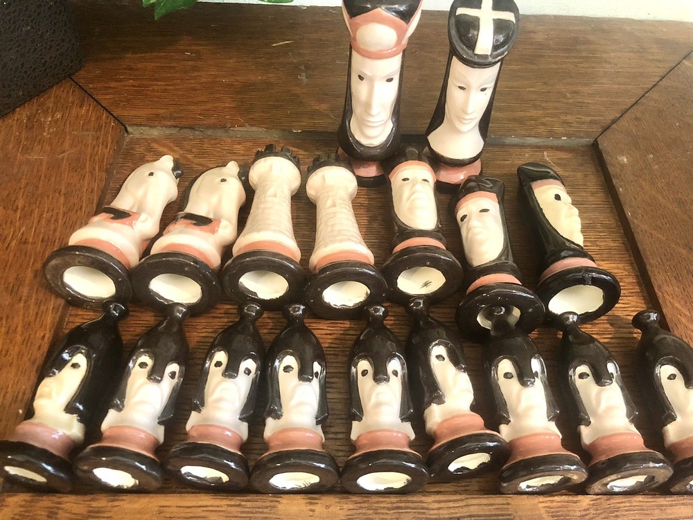 A Hand Painted 34 Pc Medieval Style Ceramic Chess Set Complete & Colorful