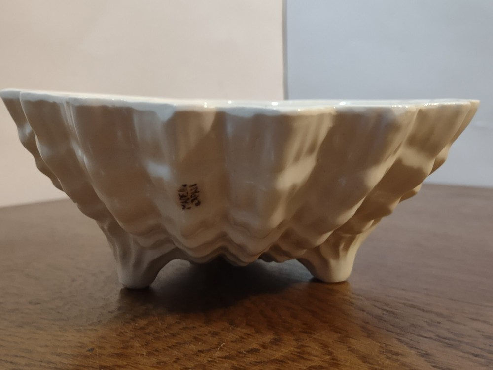 Vintage Seashell Shell Planter Candy Dish Pearl White footed made in Japan