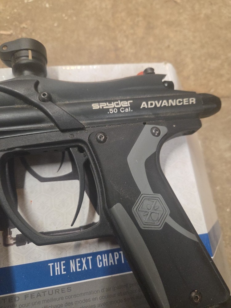 Spyder Advancer Paintball Gun