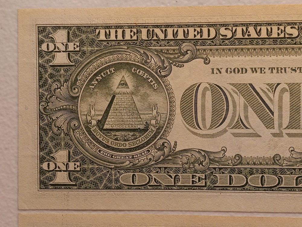 2-Errors Consecutive 1999 $1 Green Seal Federal Reserve Notes- Offset Error