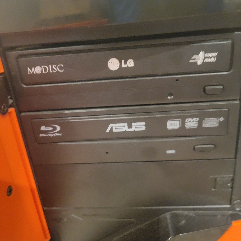 NZXT Phantom 410 Mid Tower Computer