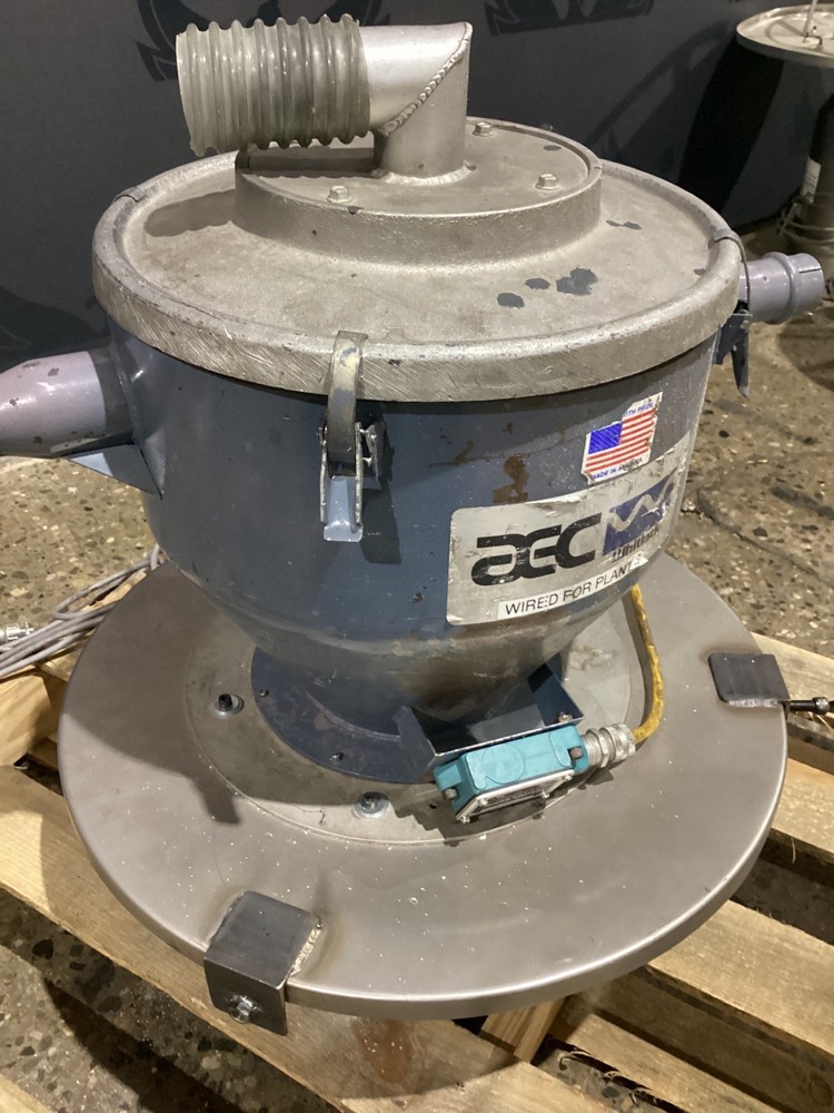 AEC WHITLOCK PVH-071G VACUUM HOPPER LOADER USED