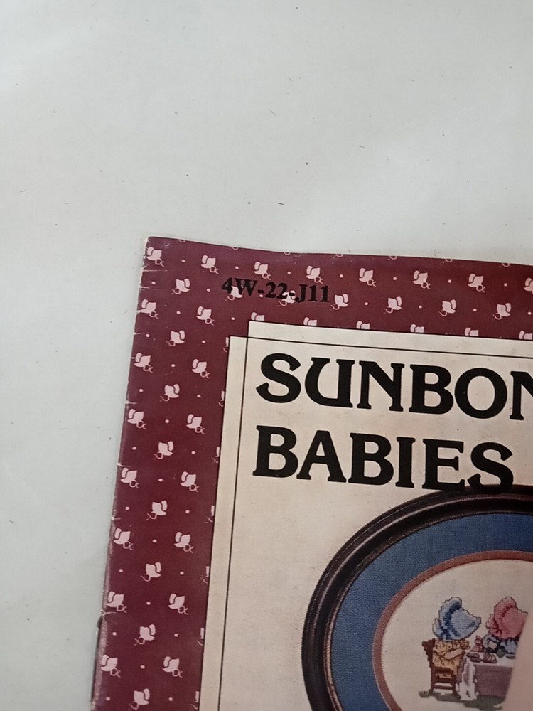 Sunbonnet Babies in Cross Stitch